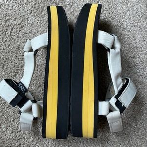 Teva women’s sandals size 8